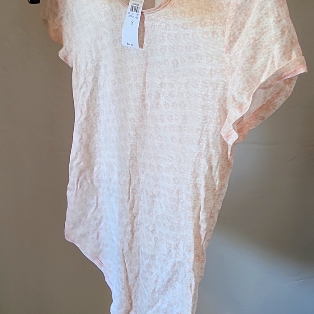 Ann Taylor floral print dusty rose t shirt
